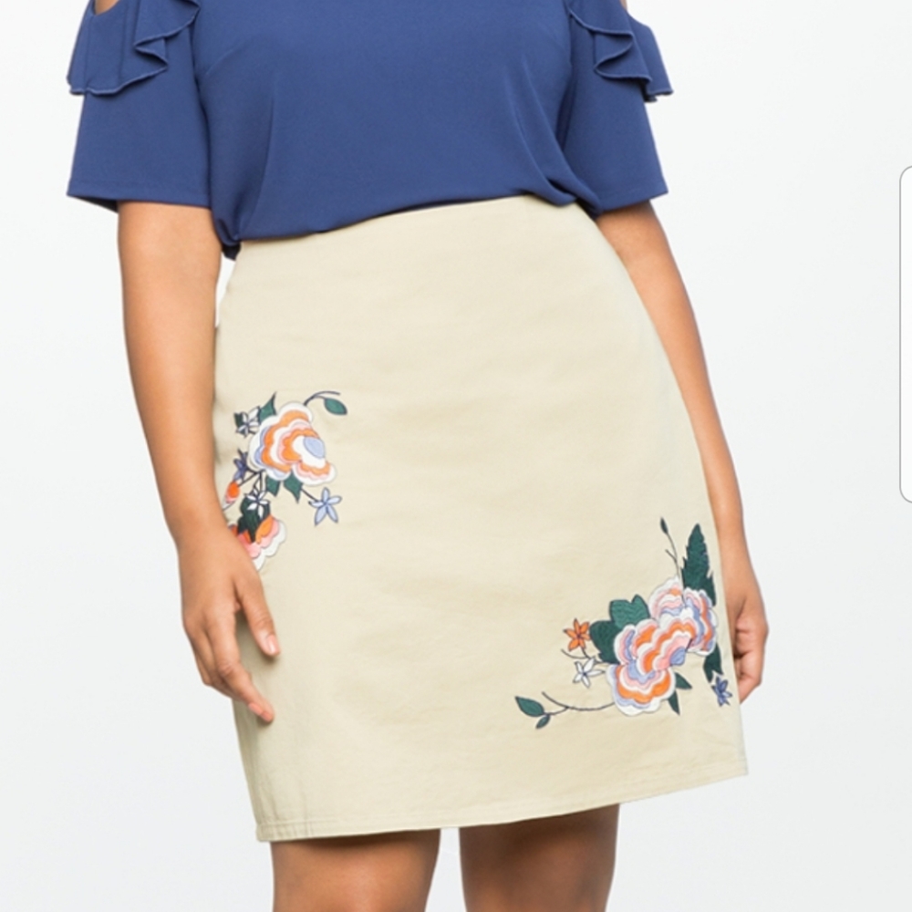Eloquii Embroidered Twill skirt size 14